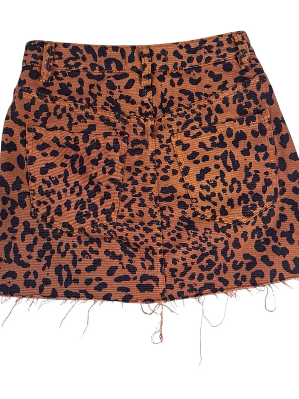 We The Free Size 24 Leopard Animal Print Zip Up Denim Mini Skirt Boho Raw Hem